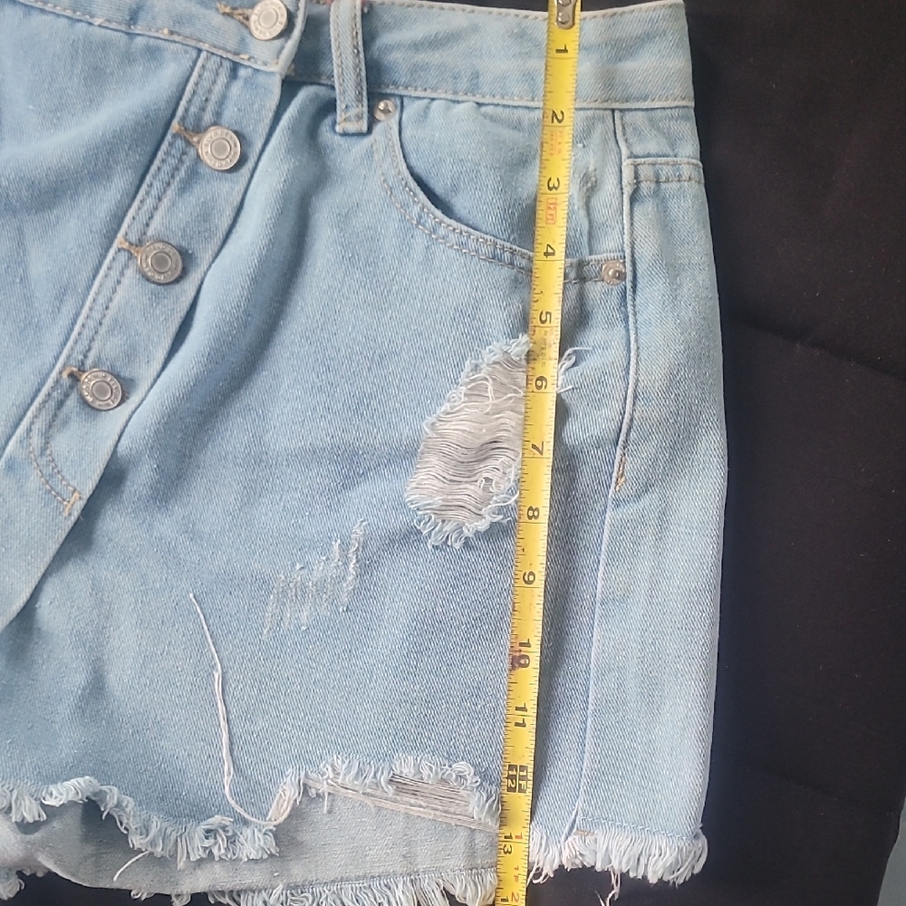 Light Blue Distressed Denim Shorts - Picture 14 of 16